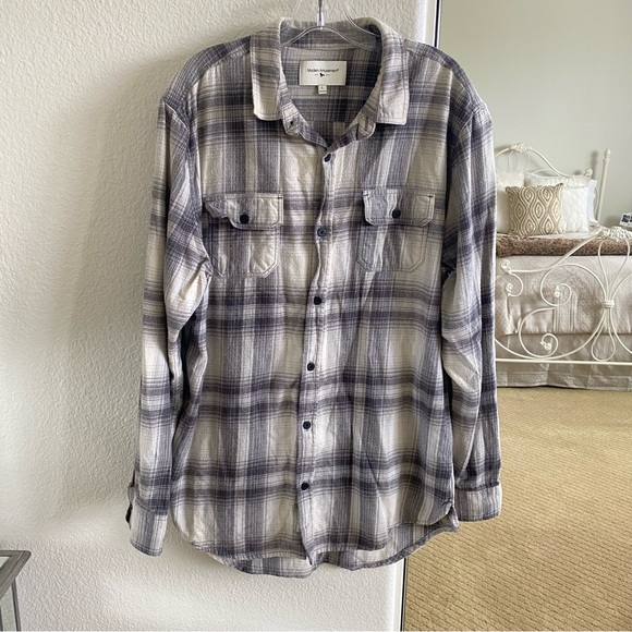 Men's Gray Modern Amusement Flannel Size Large - Picture 1 of 7